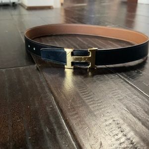 H Constance gold belt buckle with reversible Black and Tan belt size 80